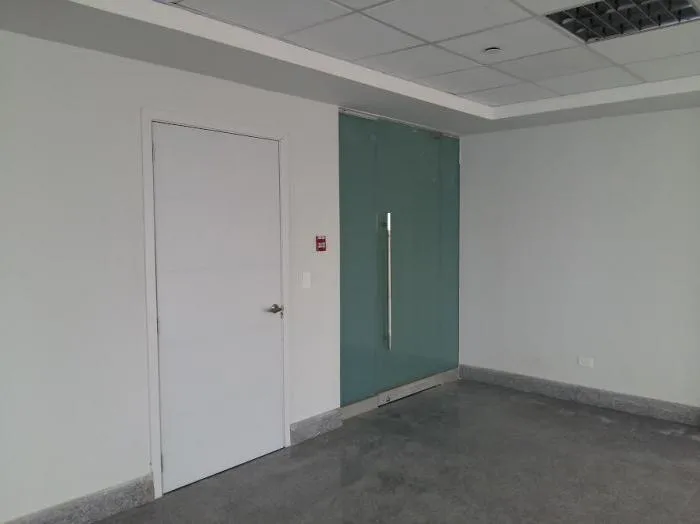 Oficina en alquiler en torre bicsa, 17-490 nbh — 5
