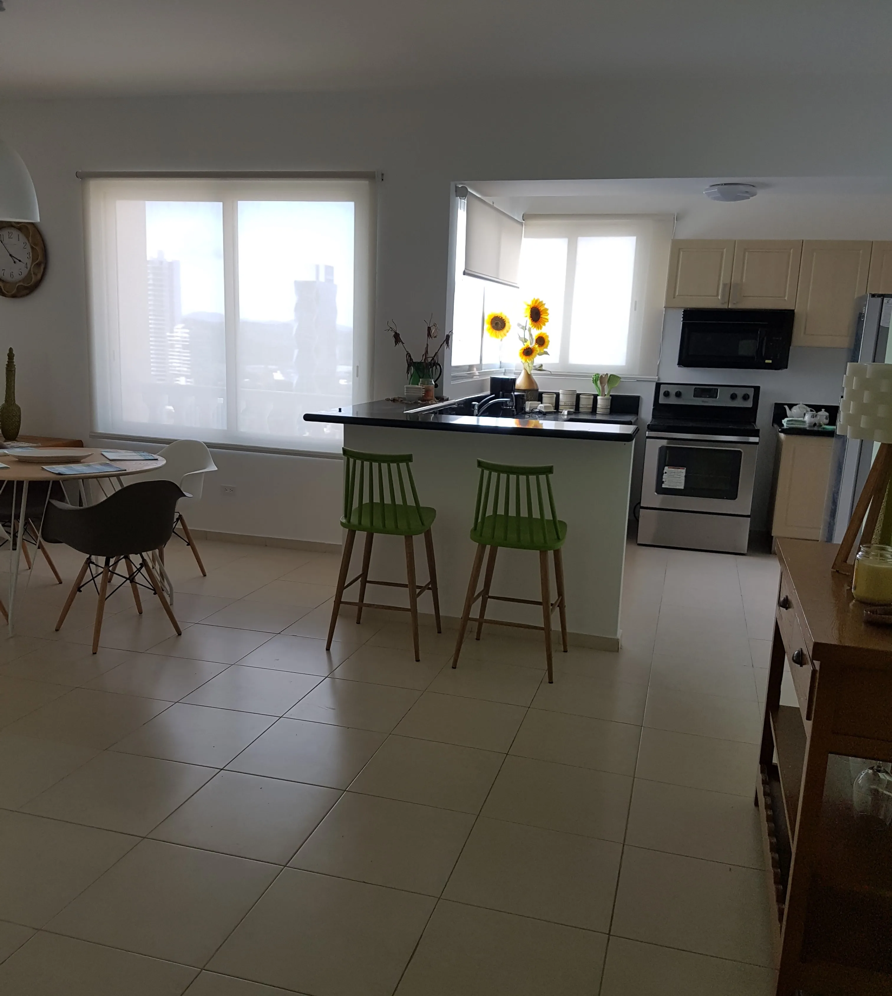 Alquilo hermoso apartamento amoblado en la av. balboa — 4