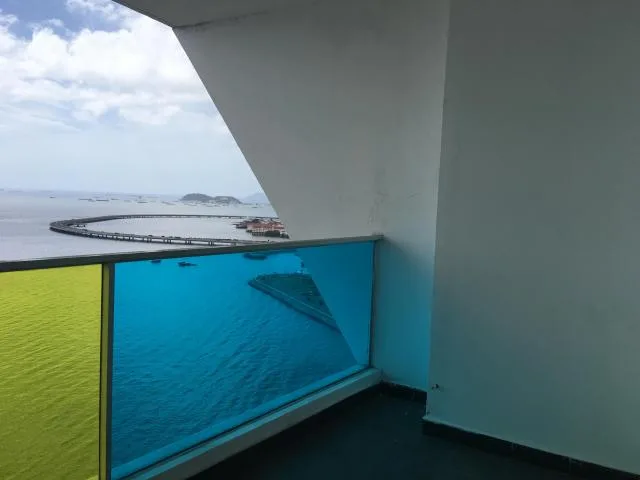 Apartamento en venta 113.52m2, avenida balboa mls17-119.rtq — 2