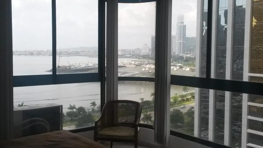 Apartamento en venta 140m2, avenida balboa mls17-1227.rtq — 2