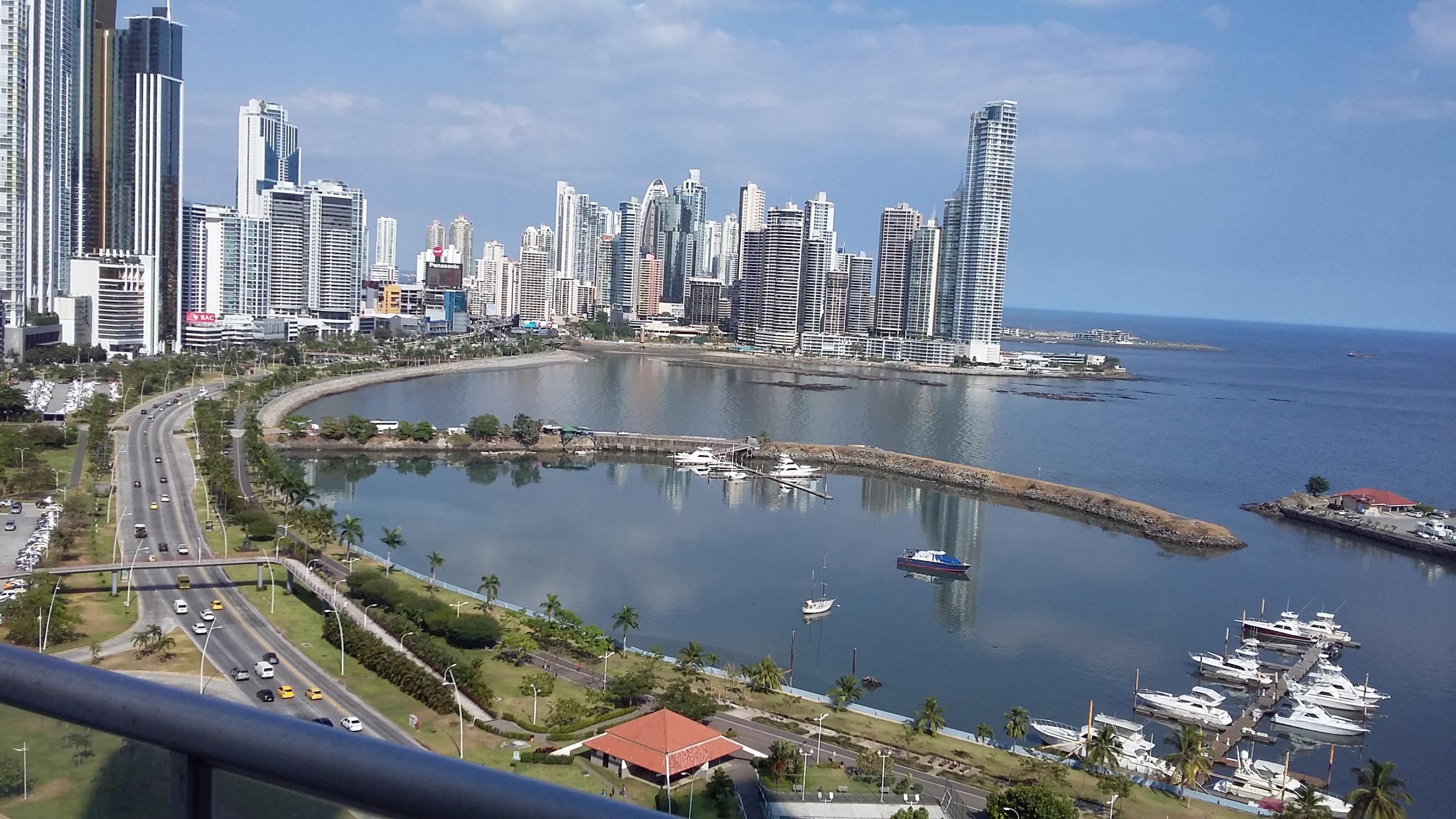 Vendo apartamento dÃºplex en la avenida balboa sky residences cp17918