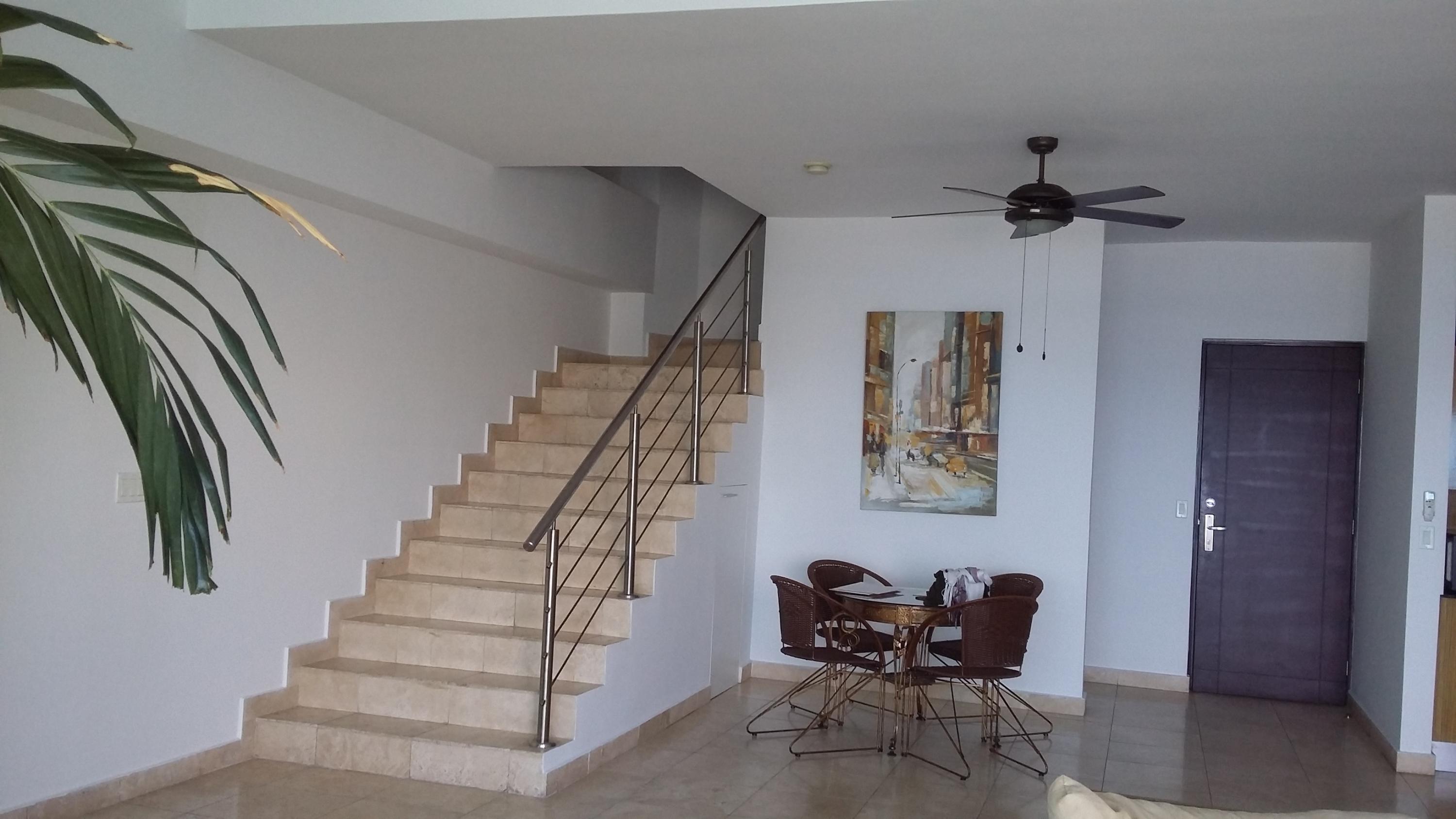 Vendo apartamento dÃºplex en la avenida balboa sky residences cp17918