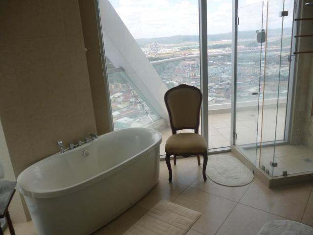 Apartment for rent in avenida balboa ofi