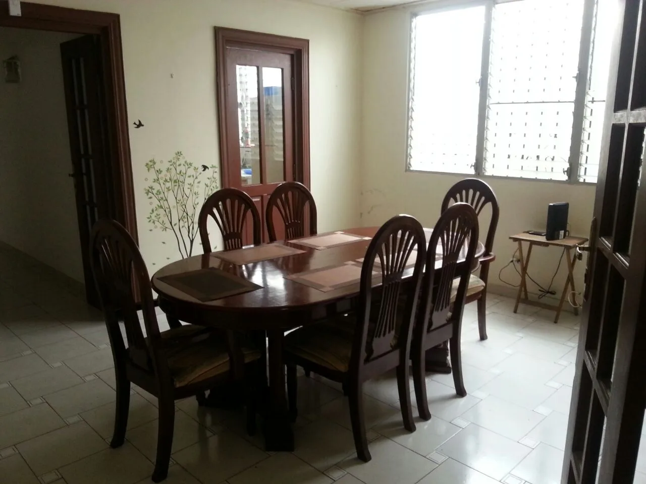Se alquila o se vende casa para vivir u oficina — 3