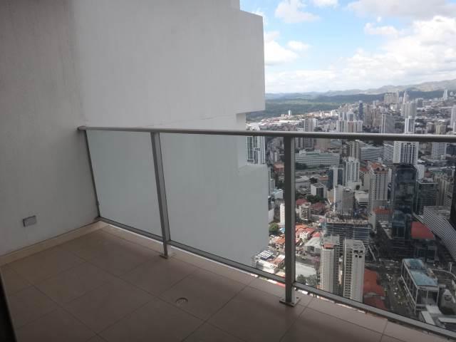I am selling a brand new apartment, 1 bedroom, avenida balboa