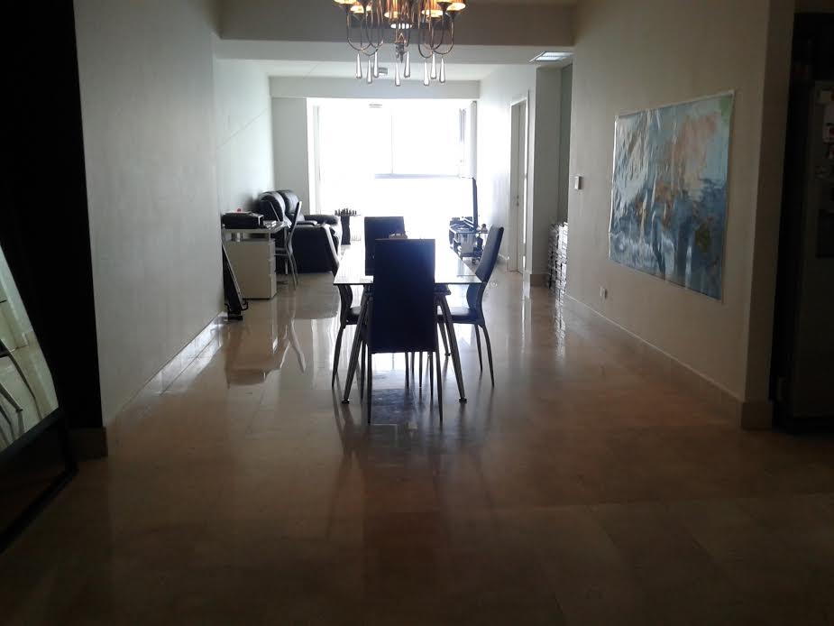 Beautiful apartment for rent with sea view and furnished