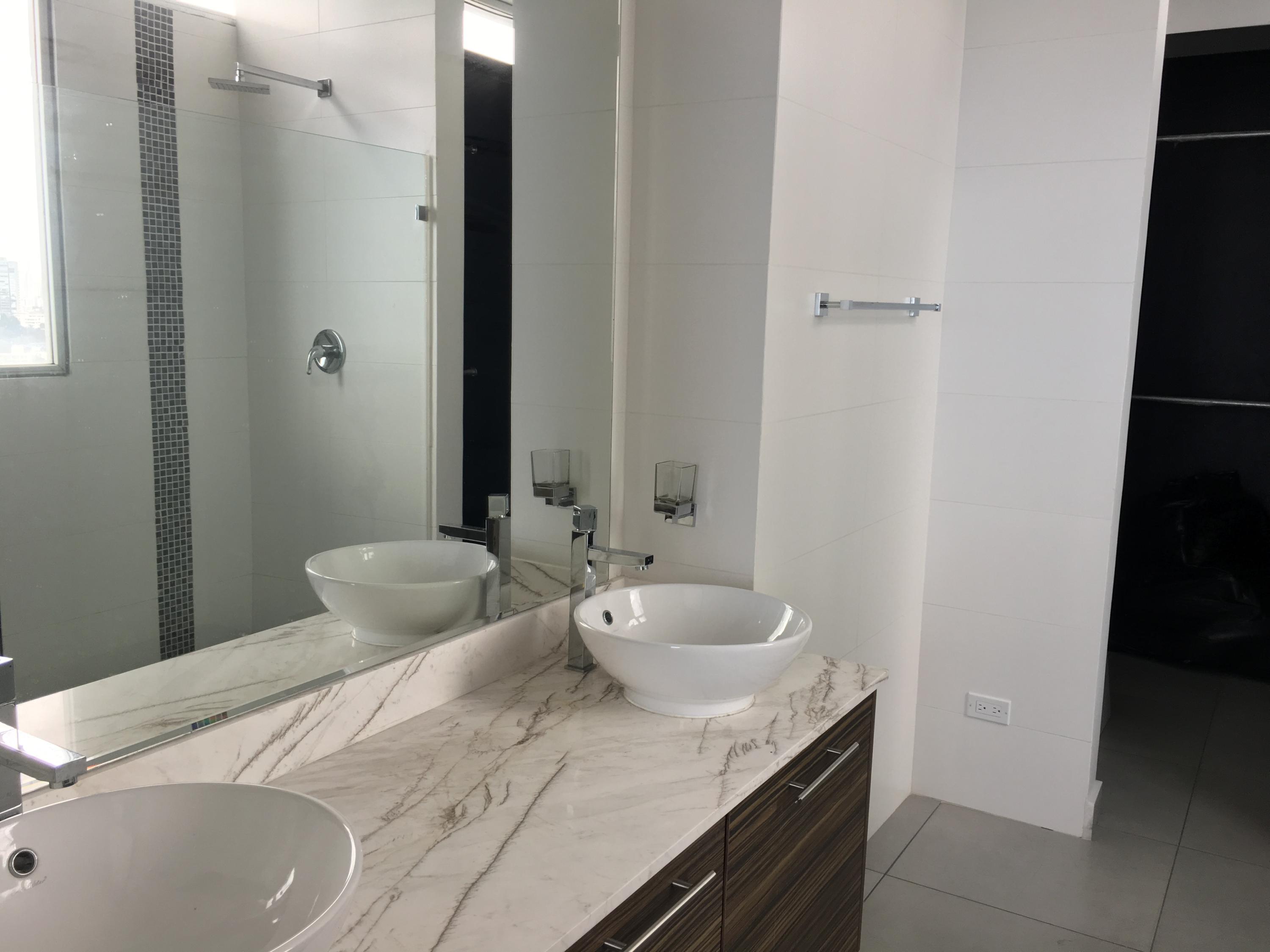 Vendo apartamento en avenida balboa cÃ³digo flex: 17-1808 lf
