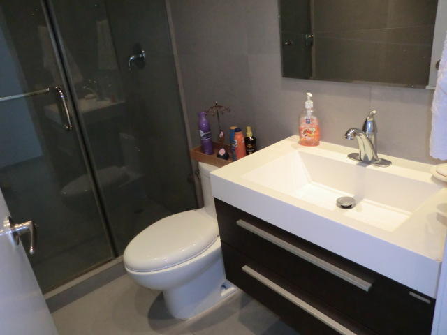 17-880 luxurious apartment in yacht club, av. balboa. mh