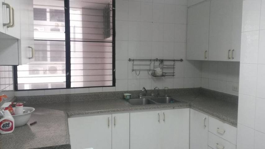 Amplio apartamento en avenida balboa  vl 17-1227  (667.63711)