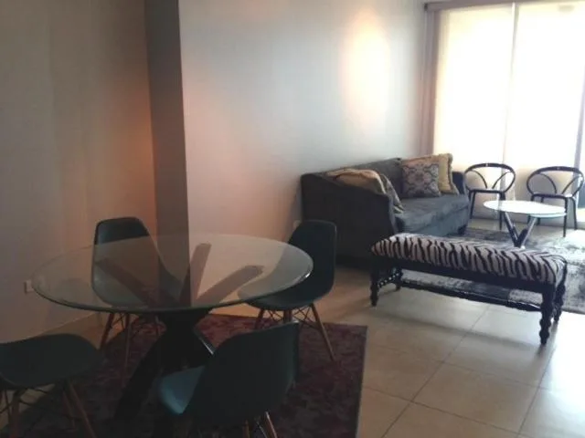 Apartamento en alquiler 90m2 avenida balboa mls17-1996.rtq — 2
