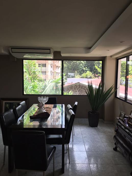 Se vende espectacular y amplio apartamento
