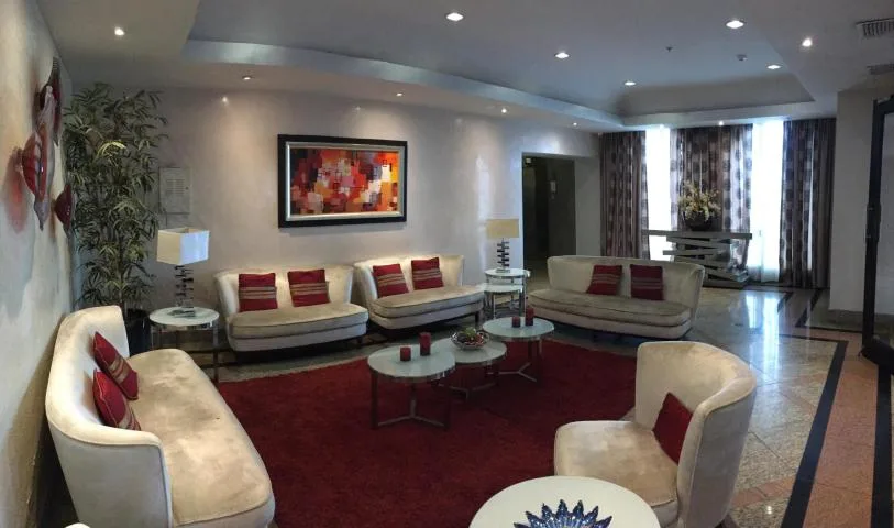  se alquila excelente y cÃ³modo apartamento totalmente amoblado en avenida balboa    — 4