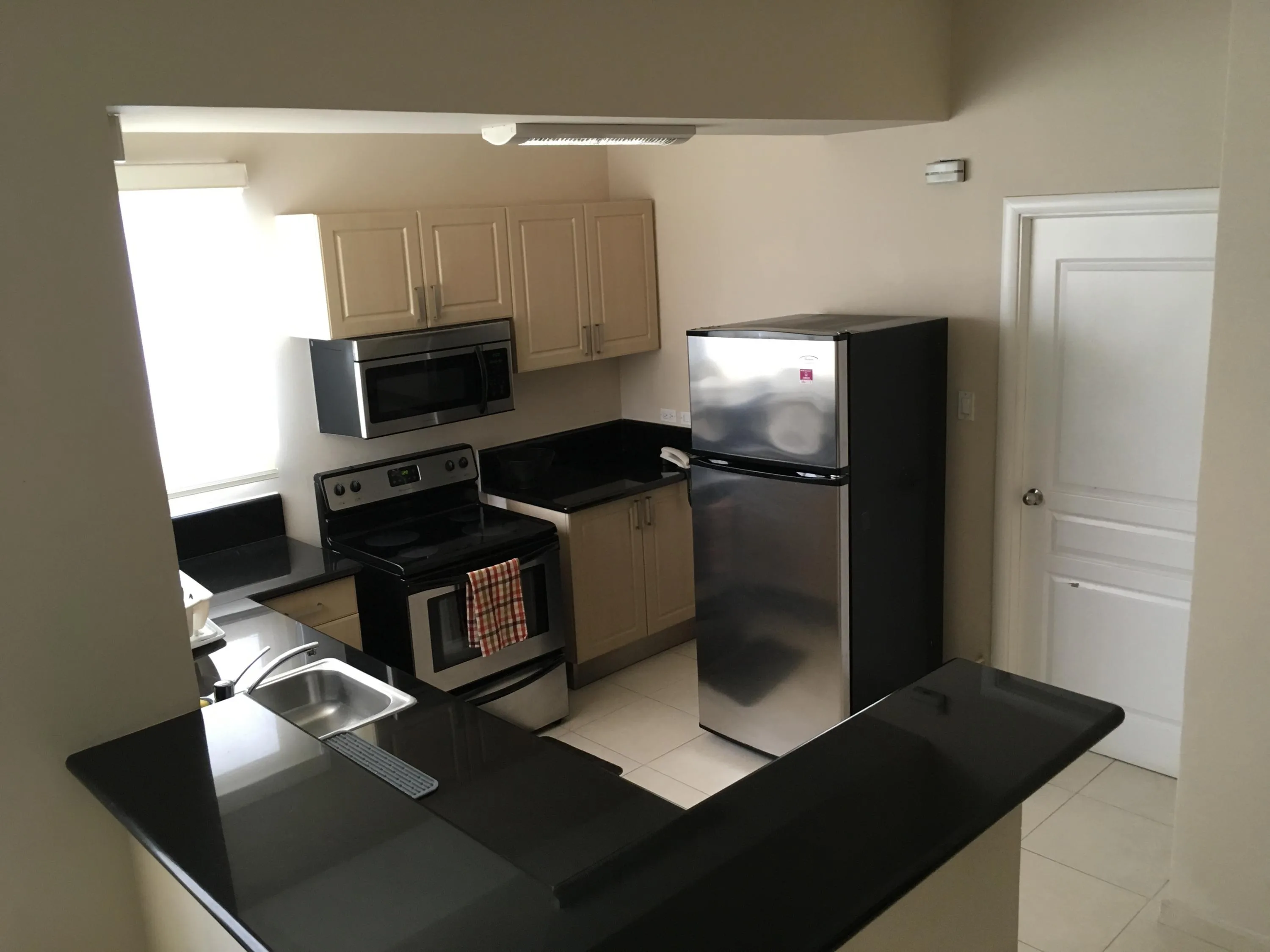 Se alquila apartamento avenida balboa amoblado 1 recamara cp172300 — 3