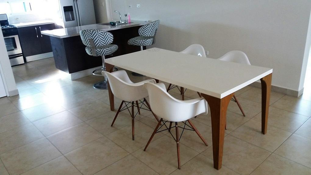 Se vende apartamento 2 recamaras avenida balboa frente al mar cp163880