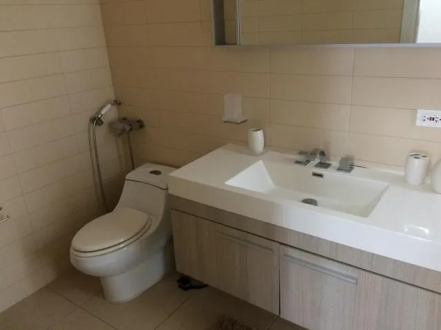  apartamento amoblado en alquiler en avenida balboa — 3