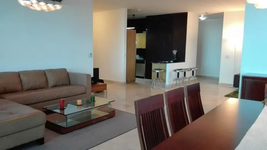  ofrecemos espectacular apartamento en alquiler en la av balboa  — 4