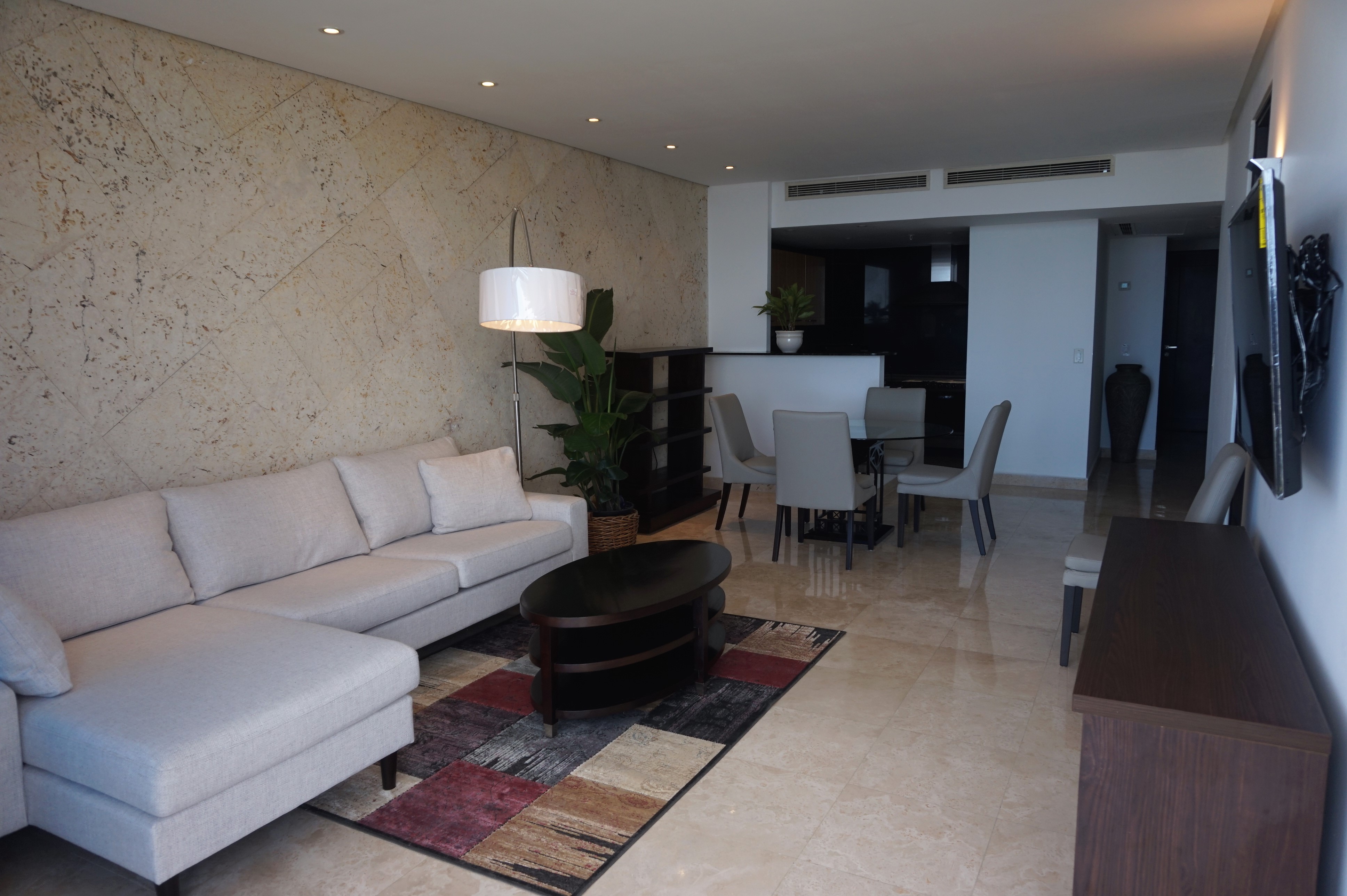Furnished apartment for rent ave balboa sky 2 bedrooms id 6480
