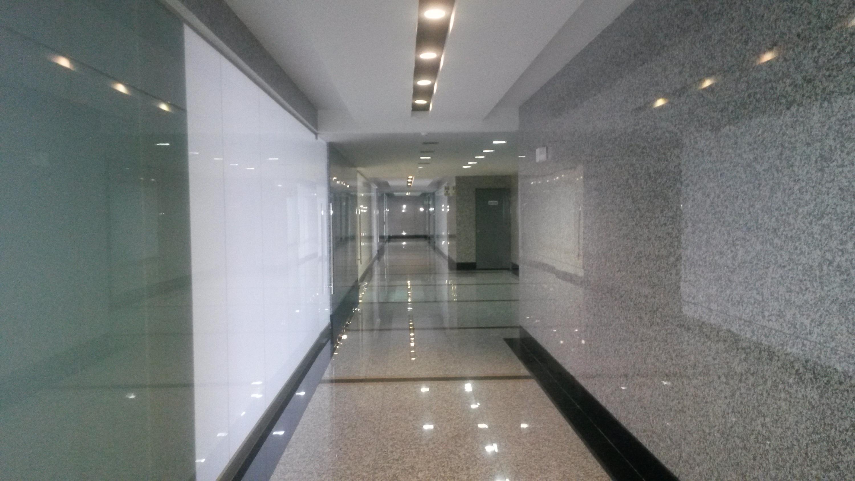 Alquilo comercial en ave. balboa cÃ³digo flex: 17-3292 lf