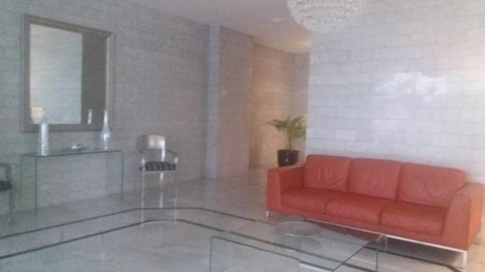 Excelente apartamento en alquiler en av balboa, 17-3501 nbh 