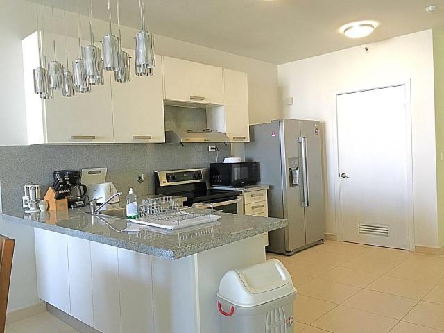 I rent an apartment in av. balboa