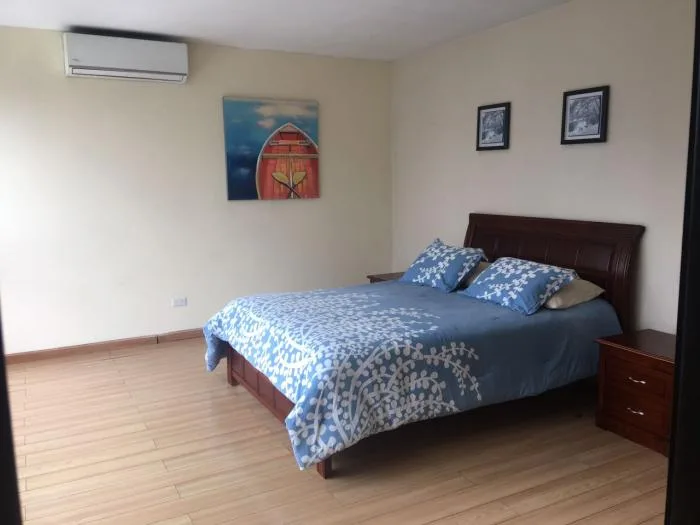 Bello, amoblado apartamento en ave balboa, ph bayfront — 2