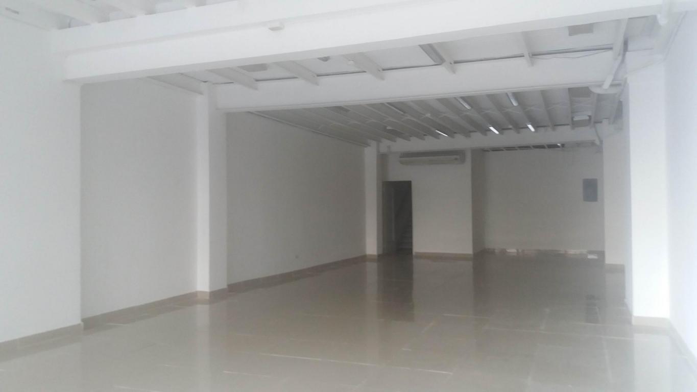 Commercial space for rent in av balboa # 17-3719 lf