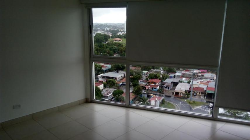Alquilo apartamento en coco del mar flex 17-3232 sz