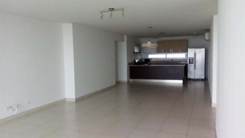 Alquilo apartamento en coco del mar flex 17-3232 sz