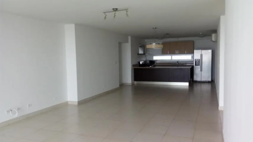 Alquilo apartamento en coco del mar flex 17-3232 sz — 5