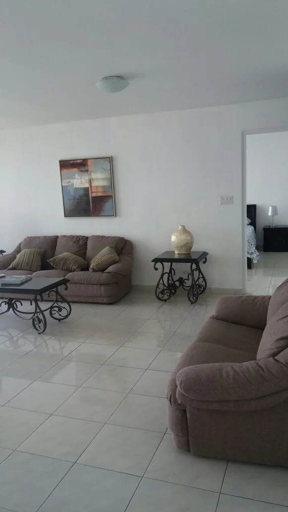 Acogedor apartamento en renta con vista al mar — 2