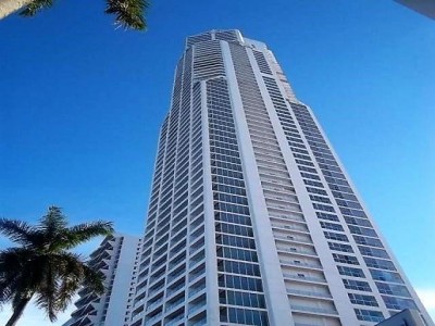 Se vende apartamento en ph rivage. 150 metros 2 recamaras , 2 banos completos y 1 estacionamiento. a