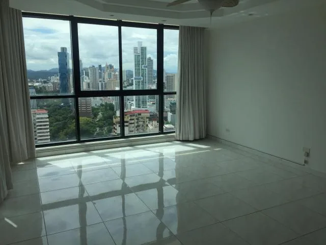 En venta lujoso apartamento en la avenida balboa.  — 3