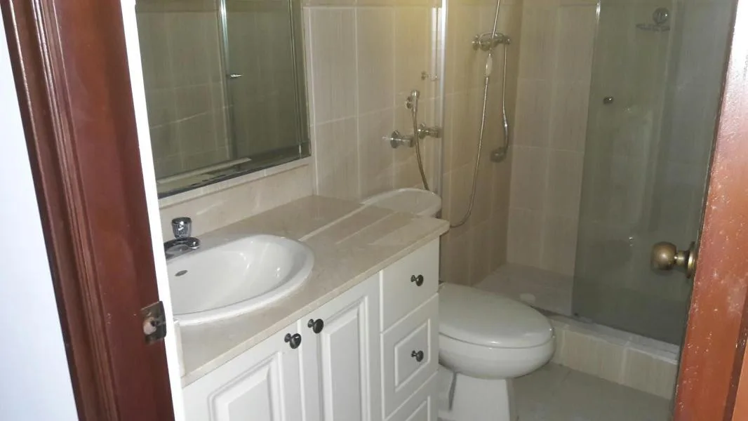  amplio apartamento en alquiler en avenida balboa  — 4