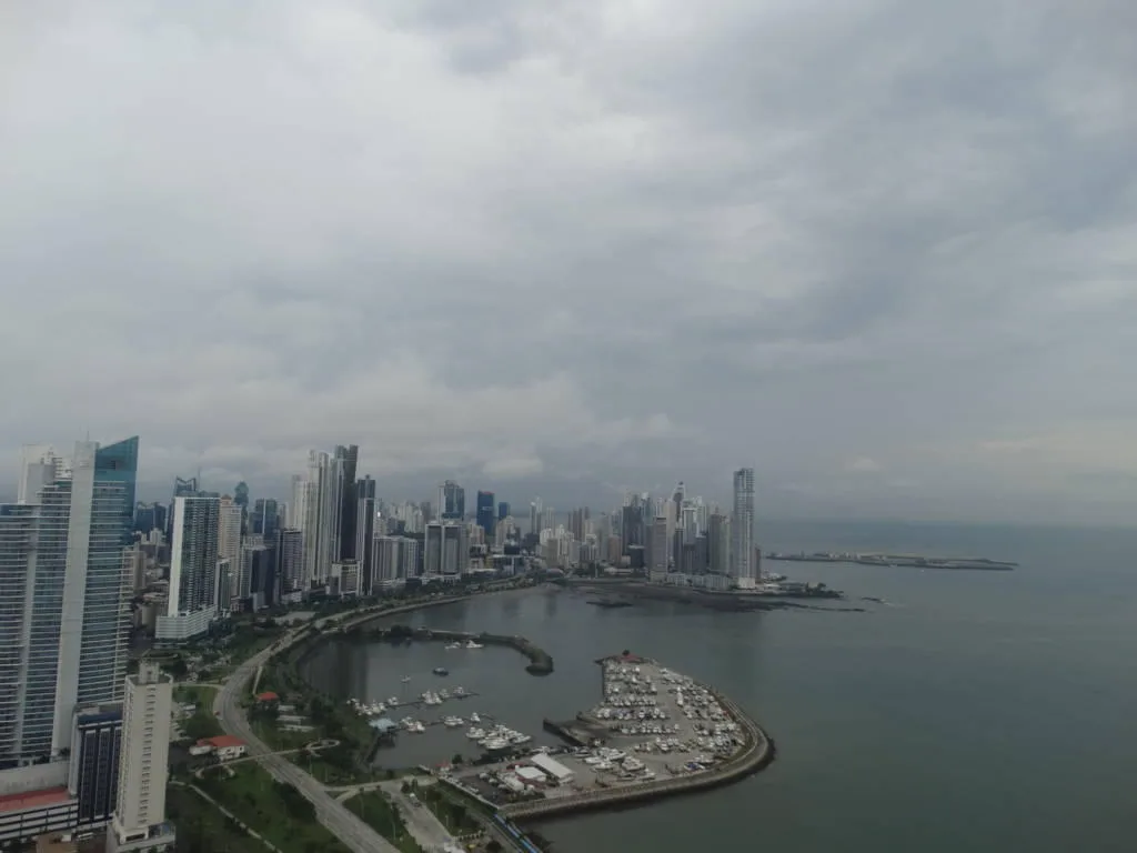 Alquilo apartamento en avenida balboa flex#17-3404 sz — 4