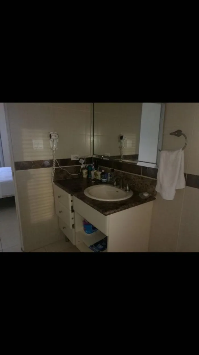 Alquilo amplio apartamento 150m en ave balboa. — 2