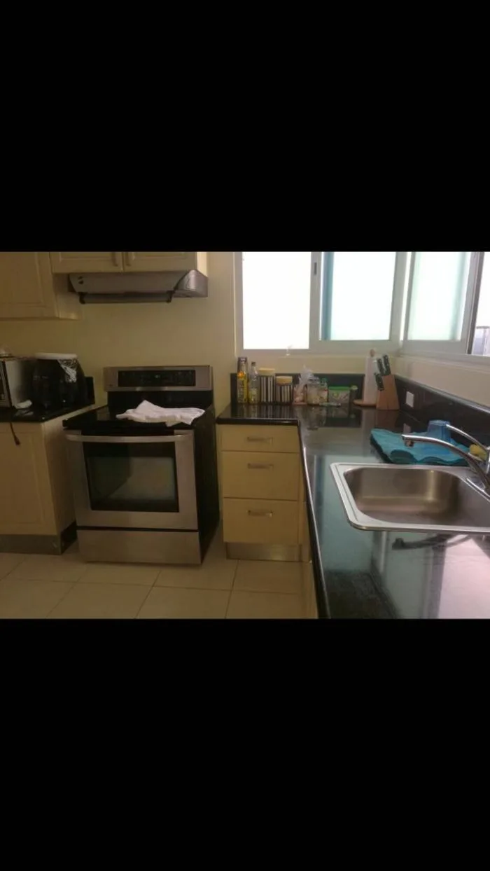 Alquilo amplio apartamento 150m en ave balboa. — 4