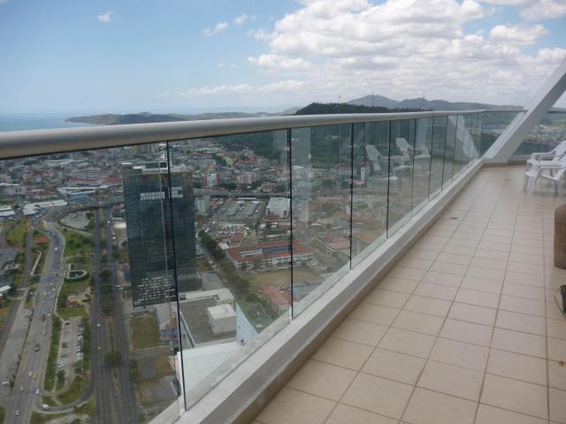 Apartamento en venta en avenida balboa ys