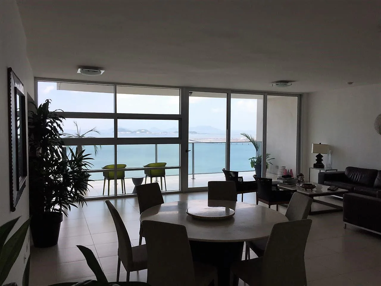 Se vende espacioso apartamento en avenida balboa flex #17-3310 sz — 4