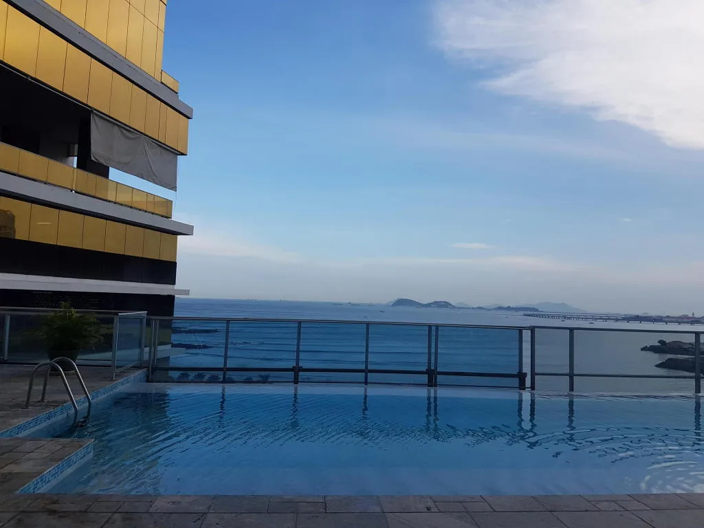 Se alquila exclusivo apartamento en av balboa #17-4330 lf