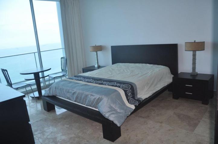  fully furnished apartment in avenida balboa