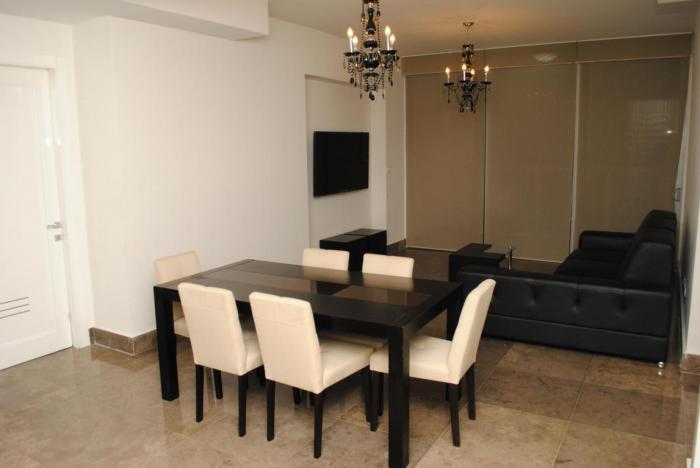Modern apartment for rent in av balboa # 17-1170 lf