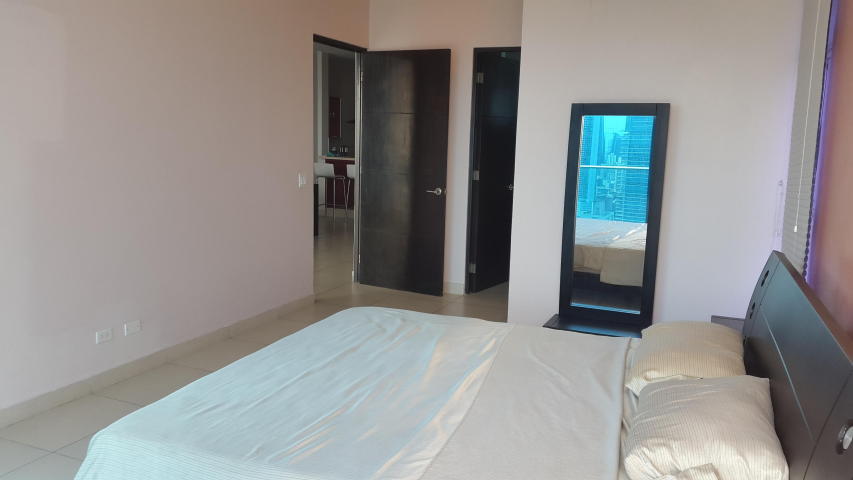 Apartamento en alquiler en avenida balboa yj