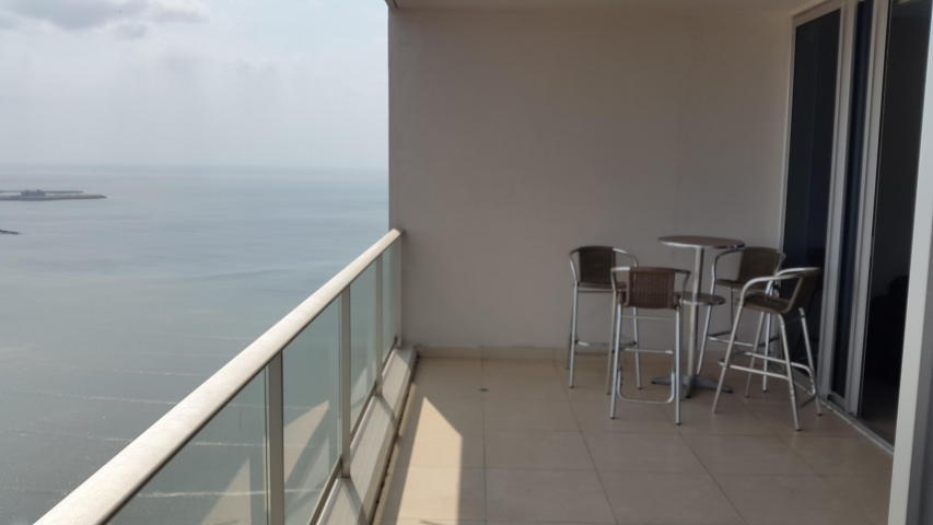 Apartamento en alquiler en avenida balboa yj