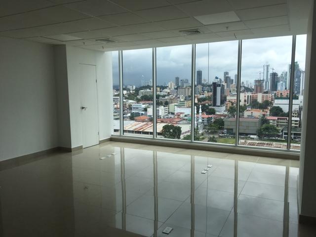  brand new office located at avenida balboa