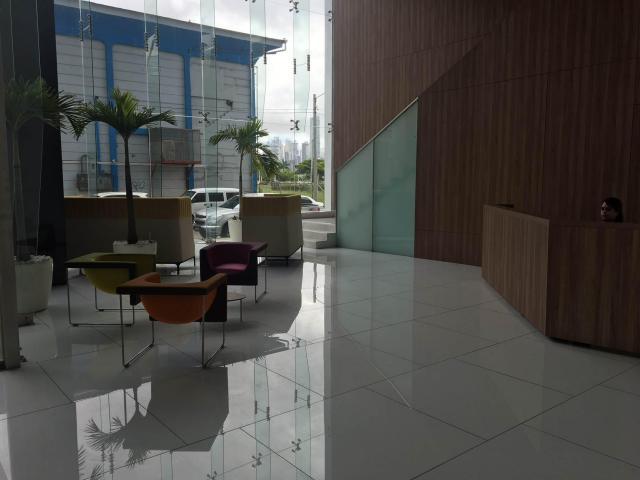  brand new office located at avenida balboa