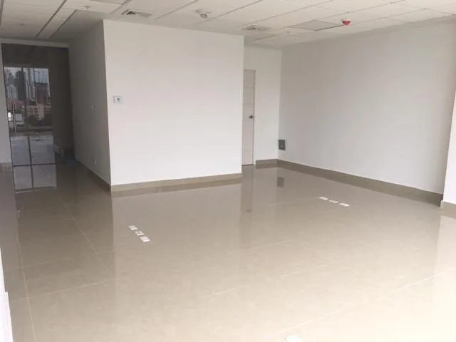  oficina lista para estrenar ubicada en 	avenida balboa  — 5