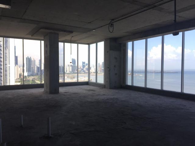  excellent opportunity to set up your office at avenida balboa