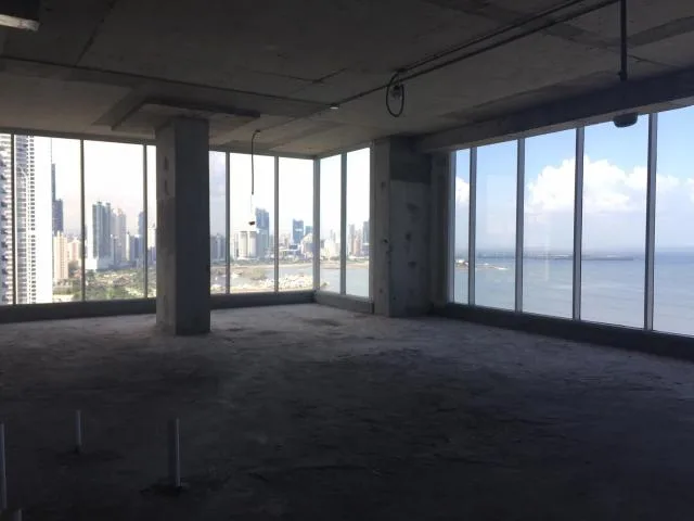  excelente oportunidad para establecer tu oficina en avenida balboa  — 5