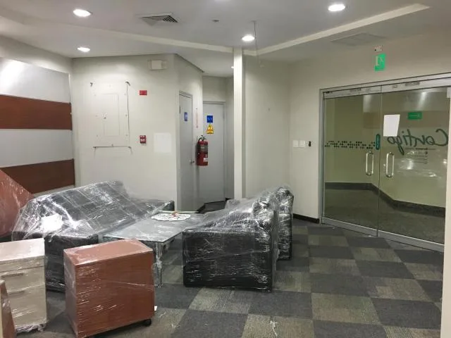  alquilo oficina lista para ocupar en avenida balboa  — 4