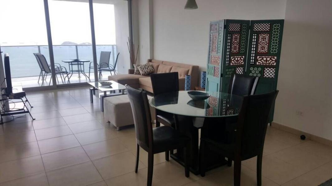 Apartamento en venta en yj 